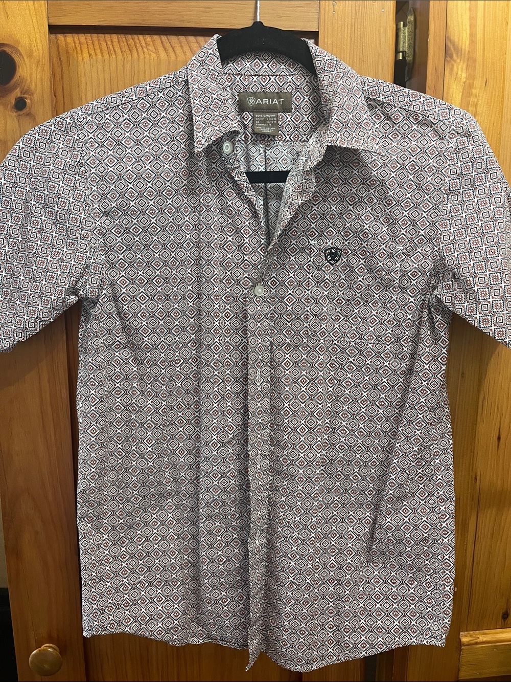 Ariat Kids Short-Sleeve Button-Down Shirt in White and Red Geometric Print